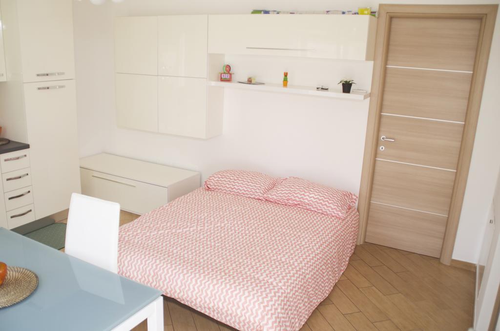 Sun Garden L.T. Apartment Fiumicino Bagian luar foto